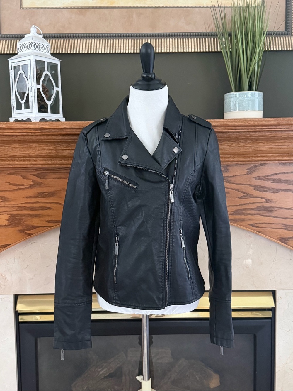 JouJou Black Faux Leather Zip Moto Jacket Size Large NWOT
